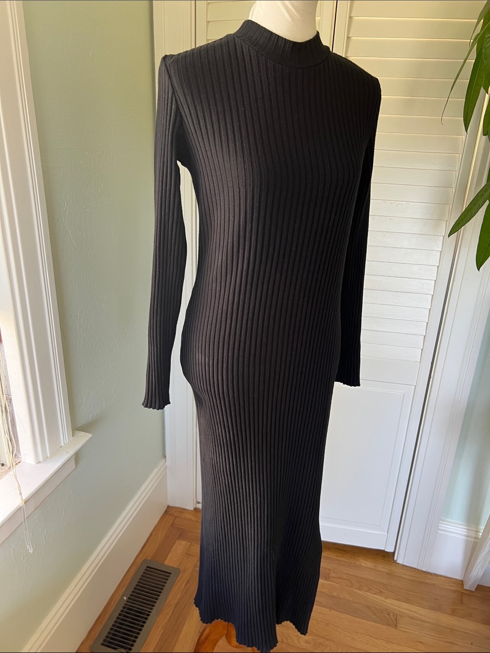 Vince Black Ribbed Long-Sleeve Midi Dress